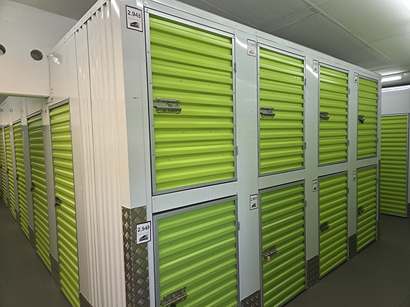 Schlie�f�cher im Lager-Land